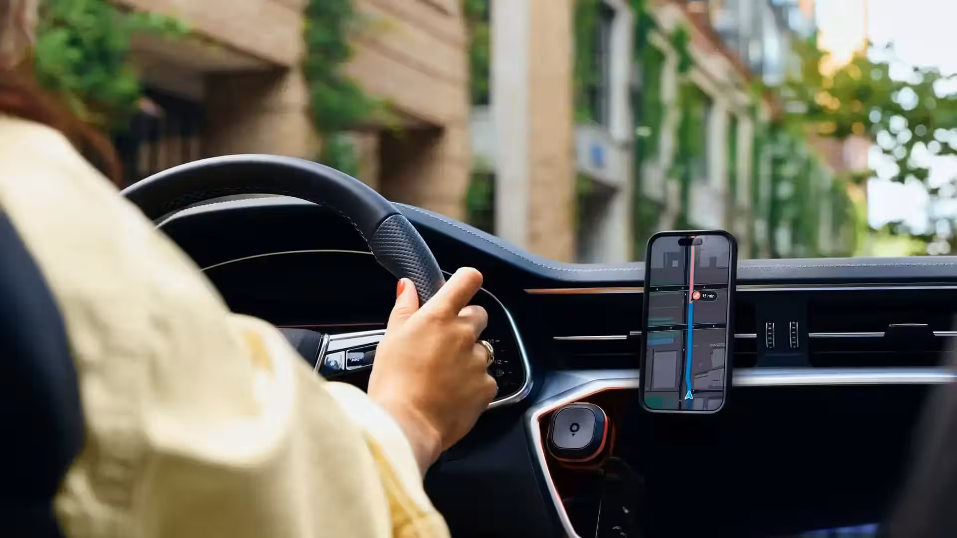 TomTom has launched an assistant for drivers without a display 4 aqabg7iu9pvtrjp