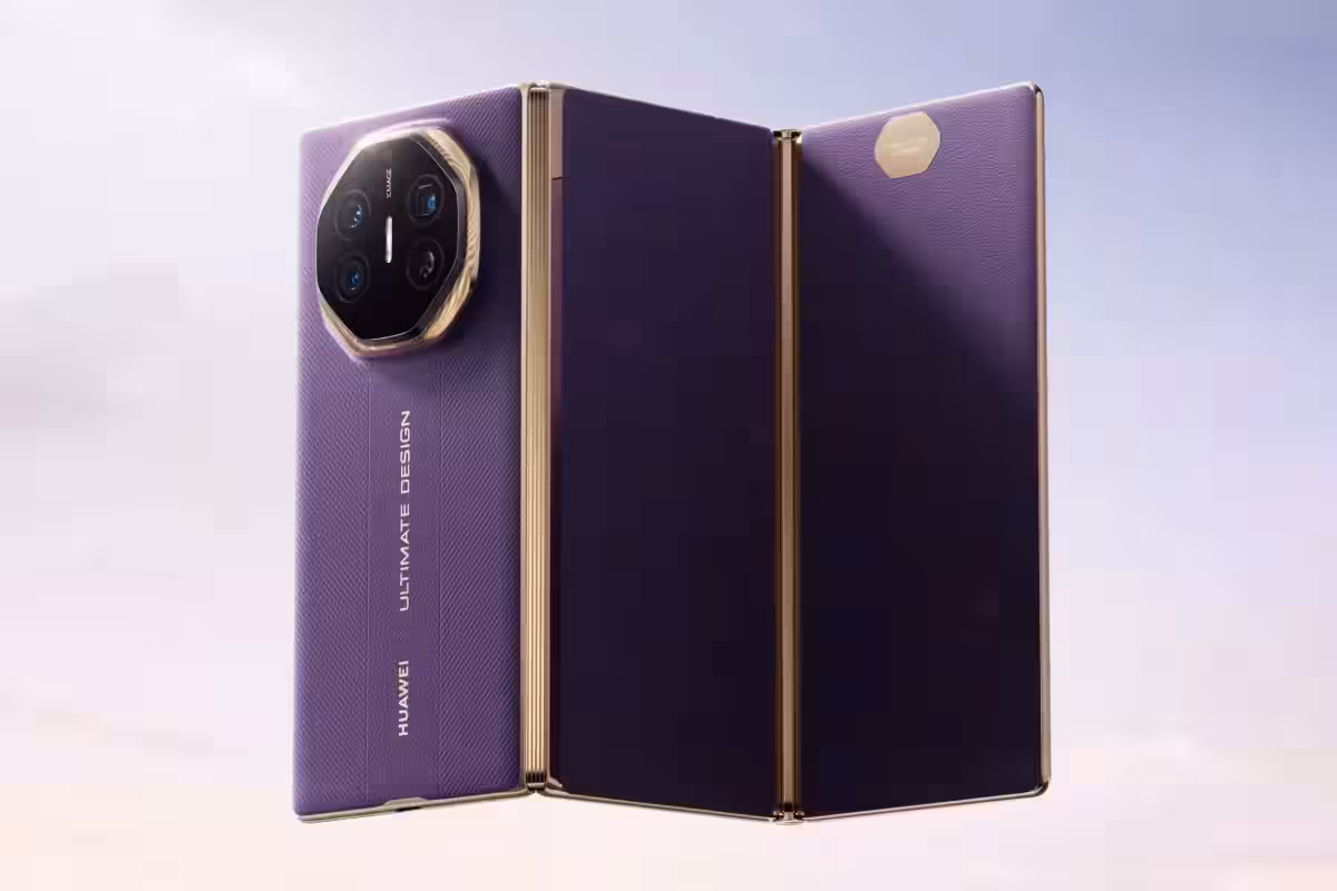 Huawei unveiled the Mate XTs foldable smartphone with an upgraded Kirin 9020 chipset