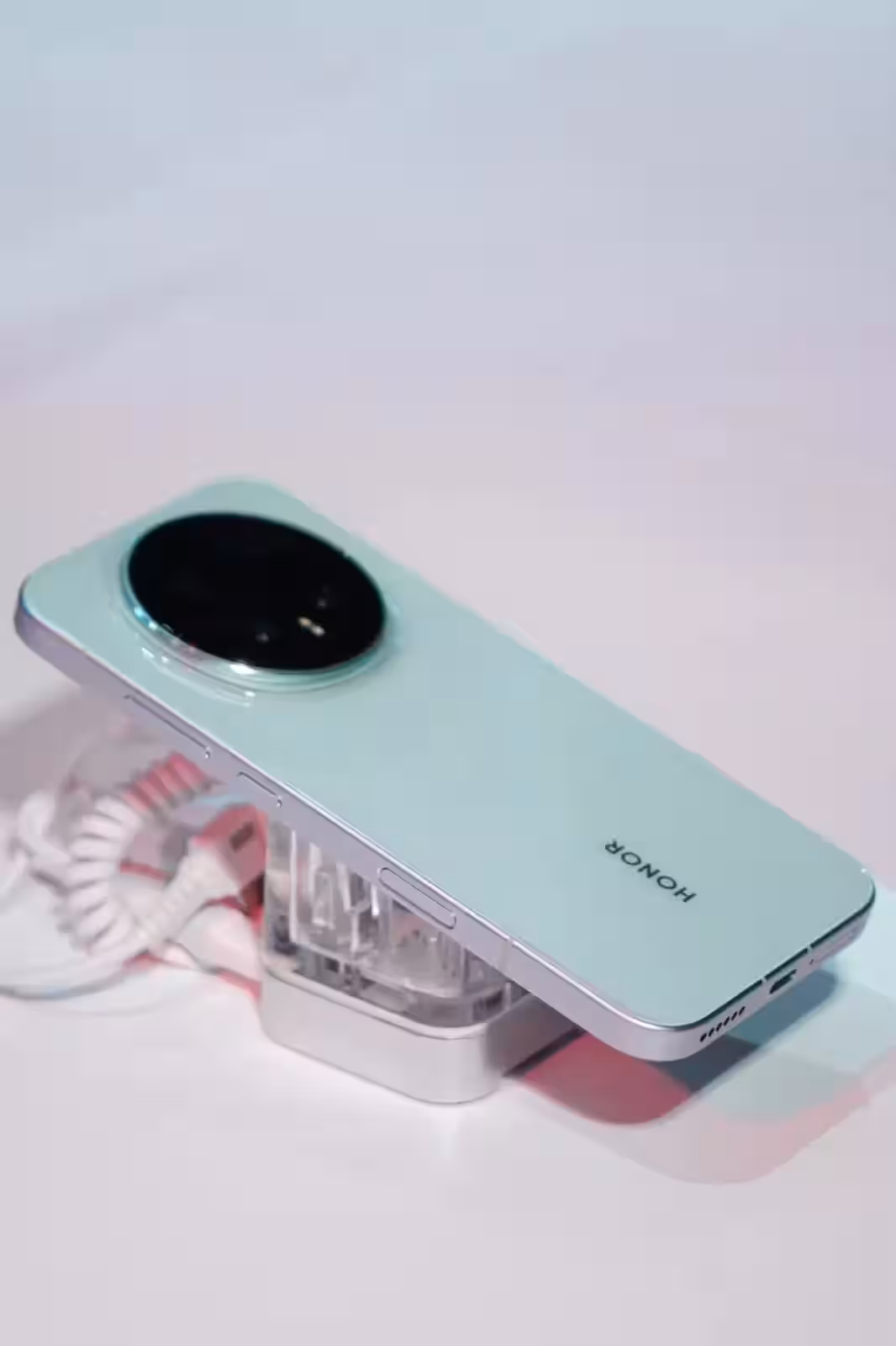 honor magic 8 pro exclusive verge3.jpeg
