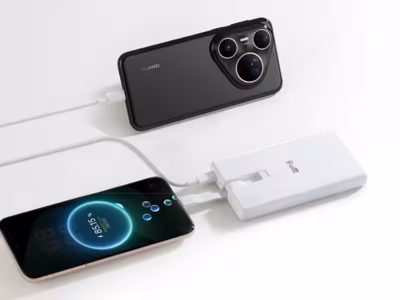 Huawei unveiled a compact 100W powerbank with a built-in cable