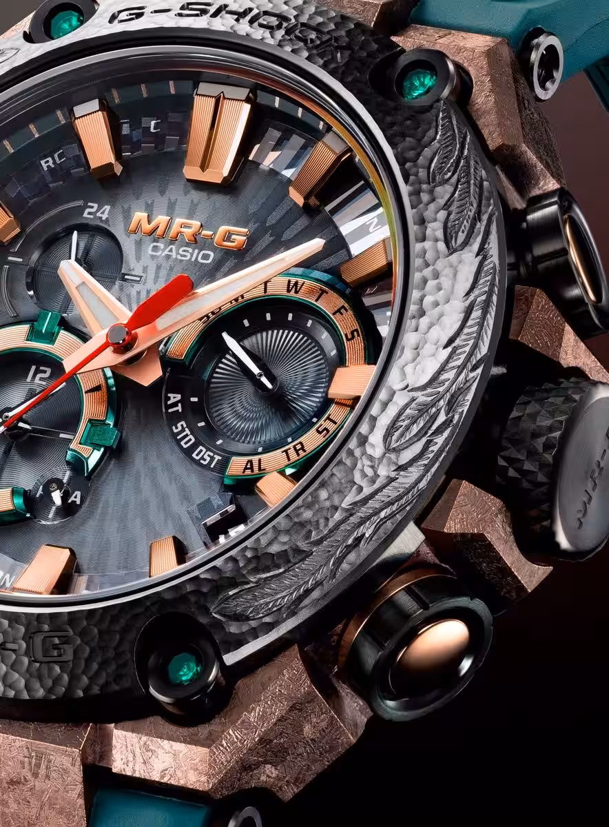 Casio prepares limited edition G-SHOCK MRG-B2000KT-3A watch in samurai style 4 mrg b2000kt 3a yaponskoe remeslo 4