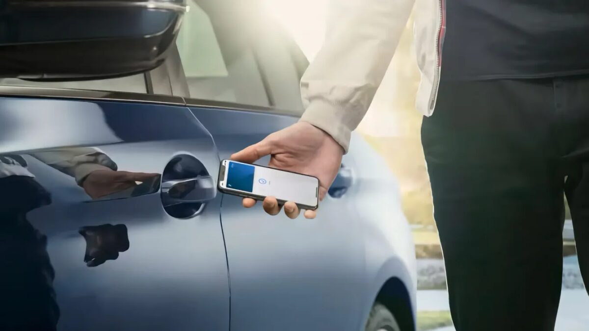 car key interview</p data-eio=