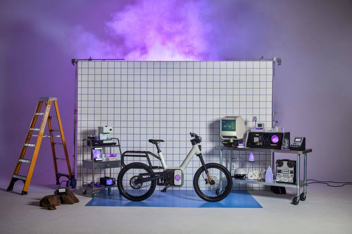 Also introduced the TM-B modular electric bicycle Also introduced the TM-B modular electric bicycle