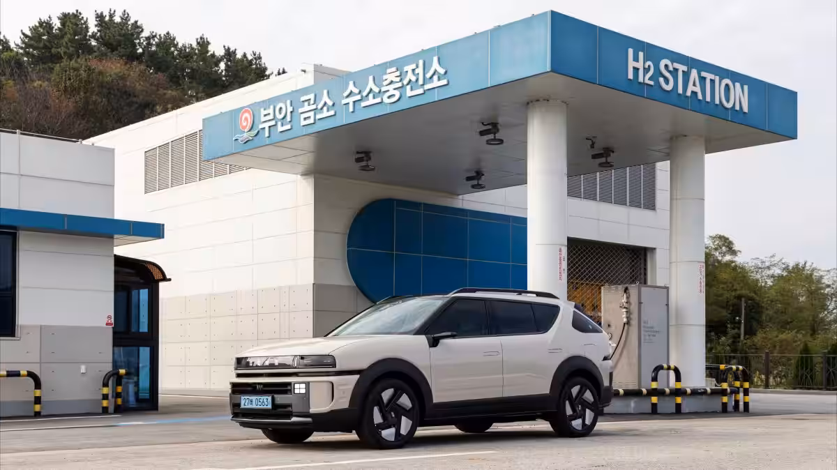 Hyundai has unveiled the NEXO 2026 hydrogen crossover with a range of 826 km 3 arenaev 001 4