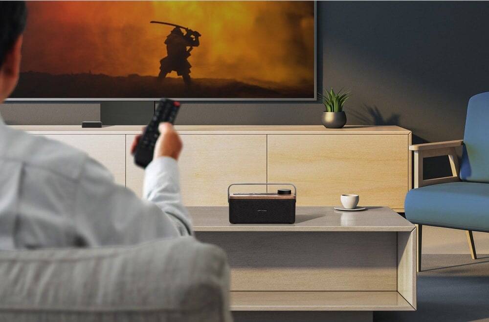 JVC introduced the Victor SP-WS10BT portable speaker JVC introduced the Victor SP-WS10BT portable speaker