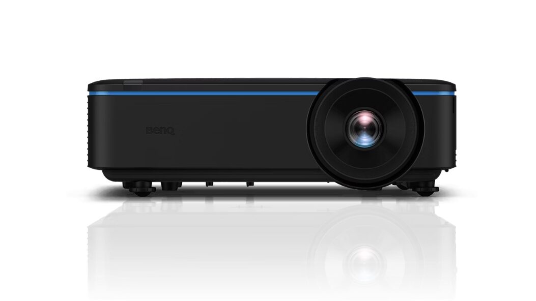 BenQ has introduced the LU895UST compact laser UST projector with 5000 lumens brightness