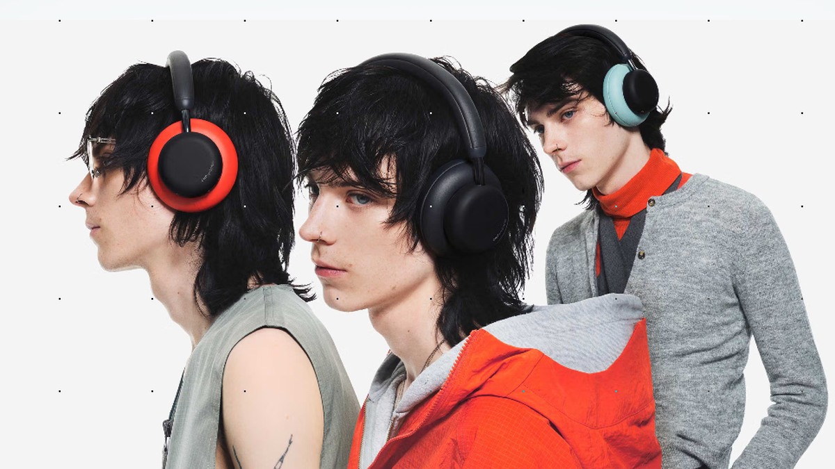 New CMF Headphone Pro and Nothing Ear (3) headphones go on sale in Russia