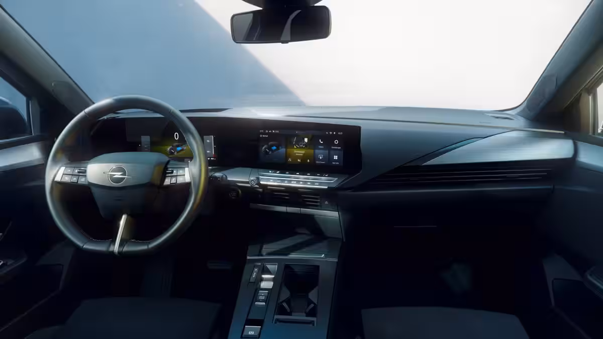 Updated Opel Astra 3 unveiled arenaev 002 2