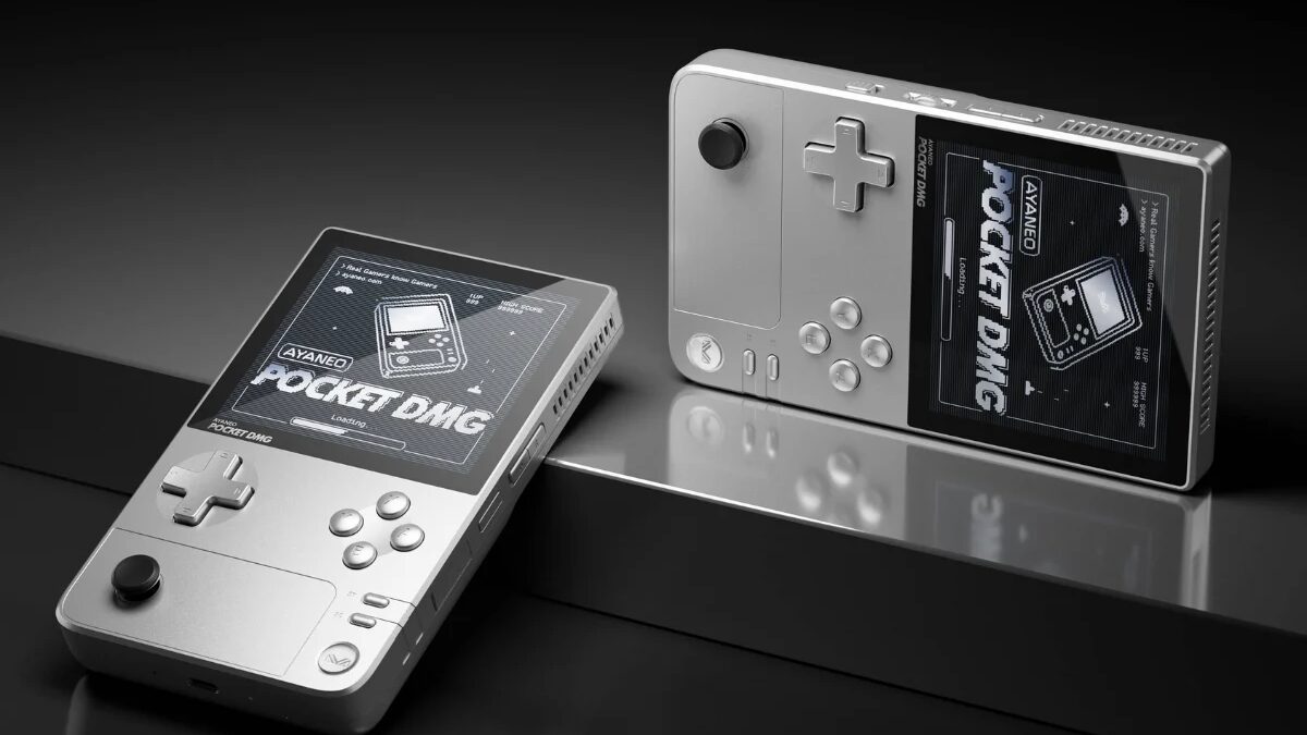 Ayaneo introduced a limited edition version of the Pocket DMG in silver finish Ayaneo introduced a limited edition version of the Pocket DMG in silver finish