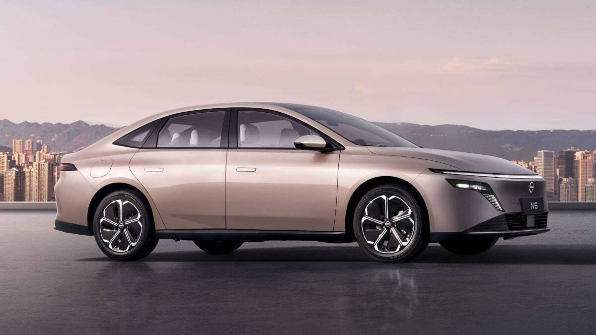 Nissan unveiled the N6, the first plug-in sedan for the Chinese market Nissan unveiled the N6, the first plug-in sedan for the Chinese market