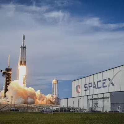 Musk plans mega merger between SpaceX and xAI