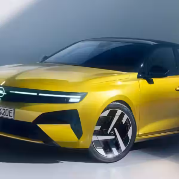 New Opel Astra with extended range hits the market